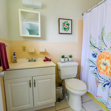Beautiful Old Apartment With Beach Gear Fort Lauderdale Exterior photo